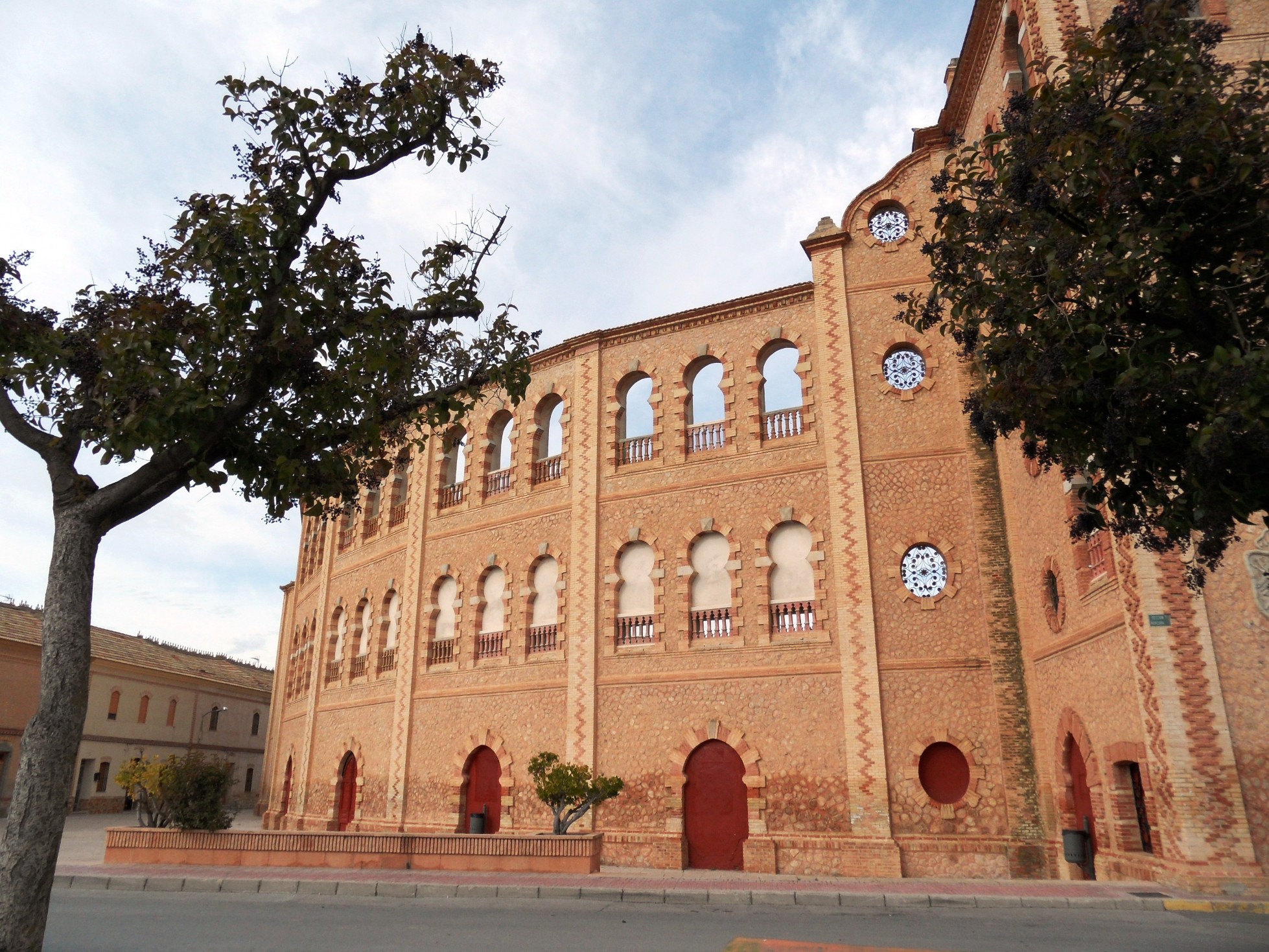 Plaza de toros, tendidos.